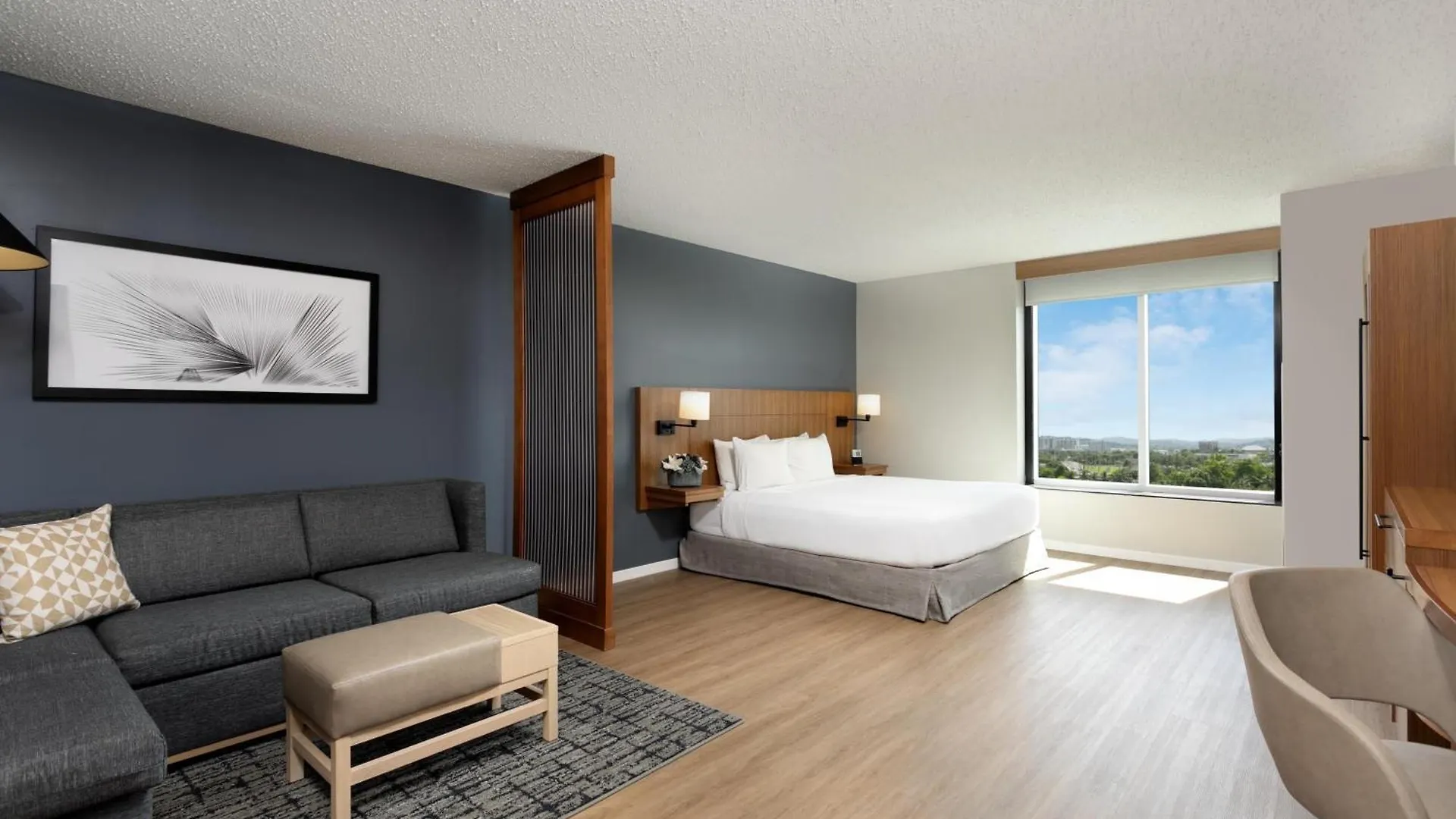 Hyatt Place Bayamon Hotel